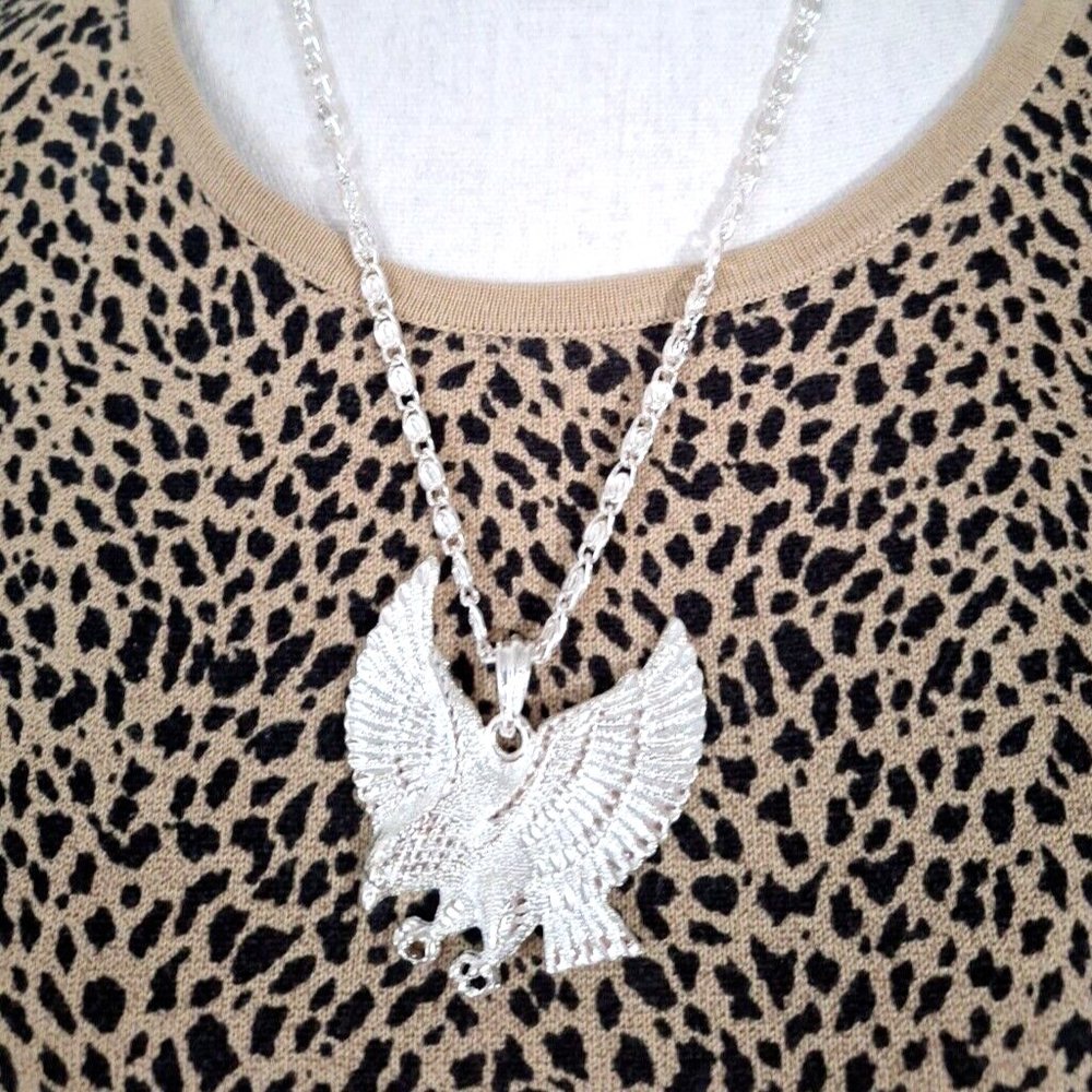 Silver Eagle Bird Pendant Necklace
